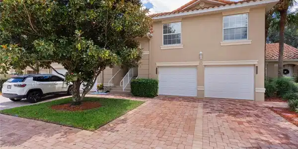 5427 ADMIRAL WAY