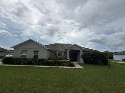 225 WHISPERING OAKS WAY