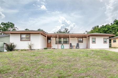 800 JEFFERIS COURT