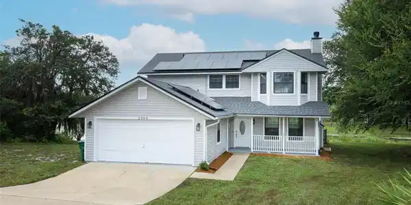 2304 HARDING CIRCLE