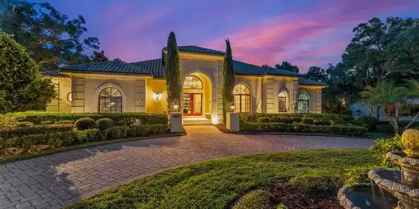 9731 CHESTNUT RIDGE DRIVE