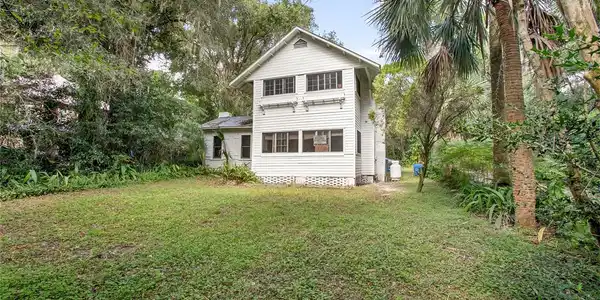210 COLBY LANE