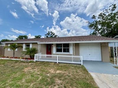 1013 CAREFREE COVE DRIVE