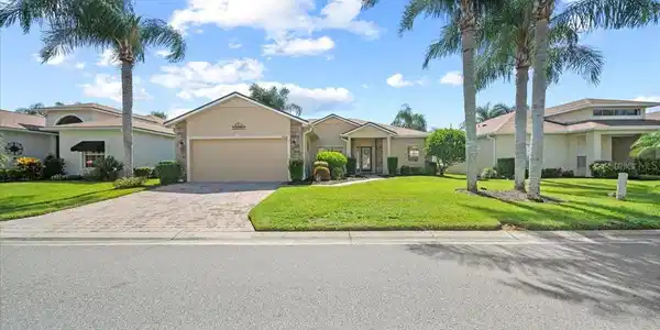 4254 BERWICK DRIVE