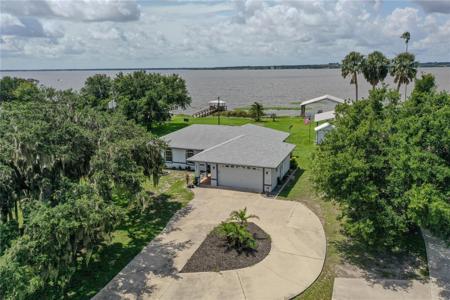 851 N LAKE REEDY BOULEVARD