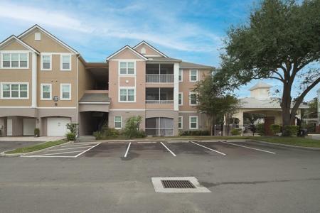 3209 PARKCHESTER SQUARE BLVD