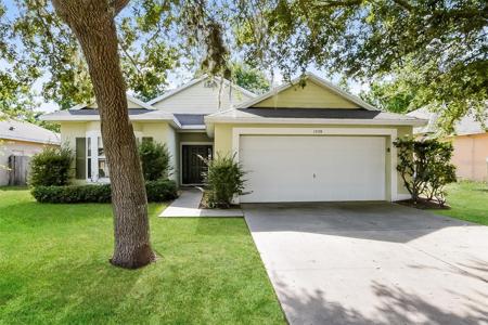 1238 LONGVILLE CIRCLE