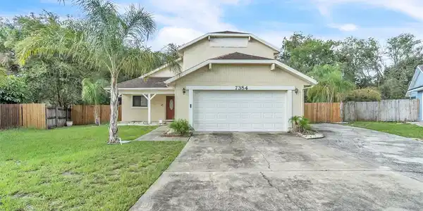 7384 RADIANT COURT