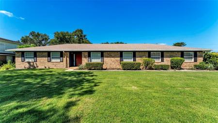 5701 STRATFORD LANE