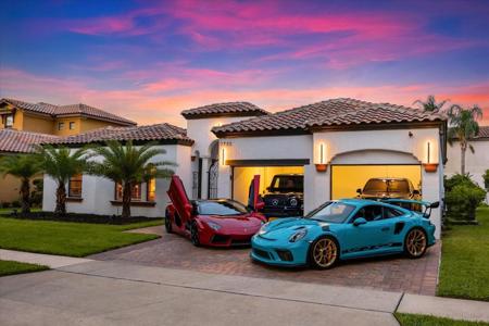 7733 POINTE VENEZIA DRIVE