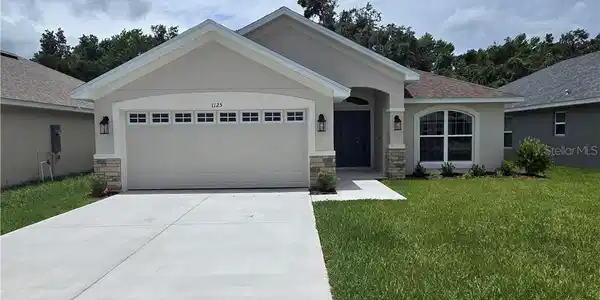 1125 HERON POINT DRIVE