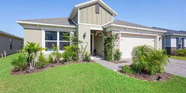 2853 SANCTUARY DRIVE