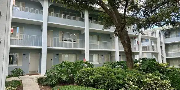 109 OYSTER BAY CIRCLE