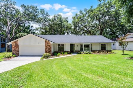 444 STONEWOOD LANE