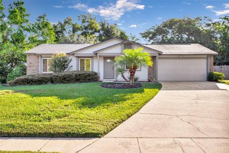 1425 PRAIRIE LAKE BOULEVARD