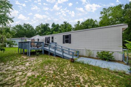 231 LAKEVIEW COURT