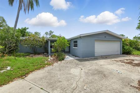 4101 SHORE ACRES BOULEVARD NE