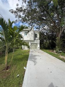865 3RD STREET