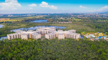 14501 GROVE RESORT AVENUE