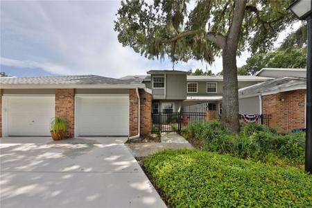 624 MAPLE OAK CIRCLE