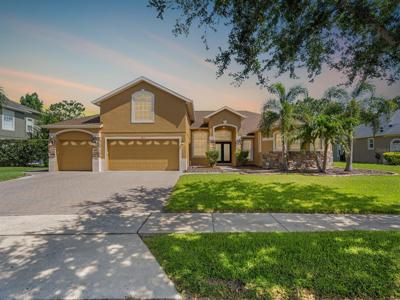 4951 PARKVIEW DRIVE