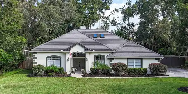 1650 MAJESTIC OAK DRIVE