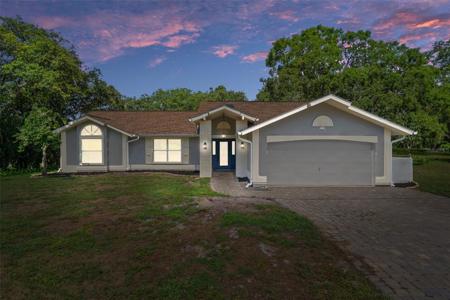 204 OAK LAKE DRIVE