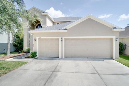 2518 HOLLY PINE CIRCLE
