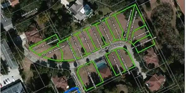 14 SUNRISE VILLAS LANE
