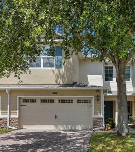 1519 PRIORY CIRCLE