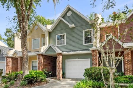 4942 NW 1ST PLACE
