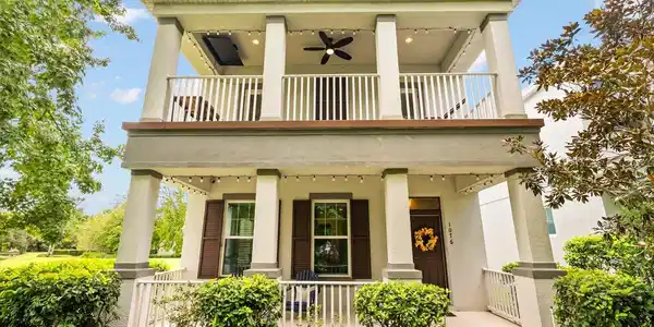 1076 AVILA LANE