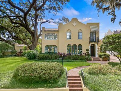 522 CHEROKEE DRIVE
