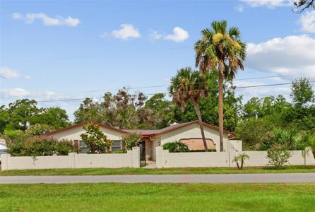 334 MAPLE DRIVE