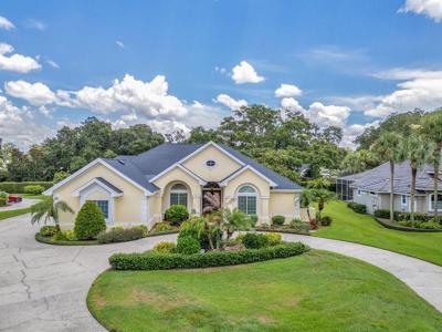 1833 LAKE GROVE LANE