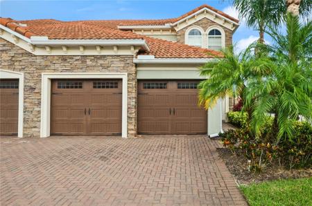 8915 DELLA SCALA CIRCLE