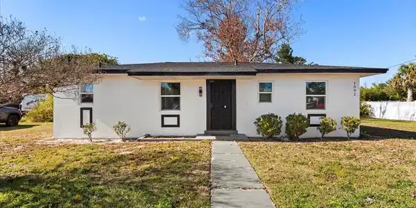 1092 DELTONA BOULEVARD