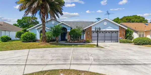 3287 DELTONA BOULEVARD