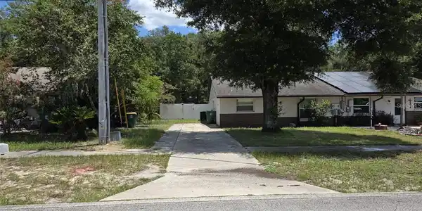 915 MARLBORO DRIVE