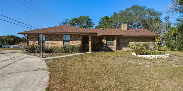 950 CENTENNIAL AVENUE