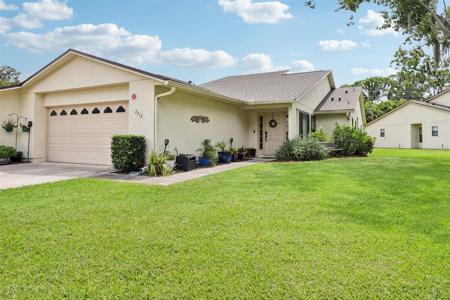 2212 CYPRESS COVE DRIVE