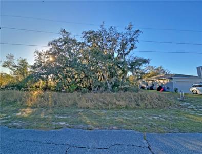 1402 SEBRING COURT