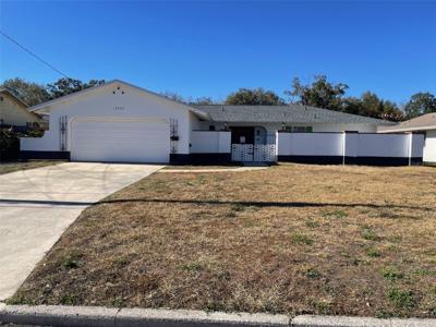 2325 LAUDERDALE COURT