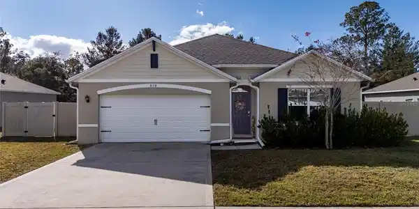 808 BAYLOR DRIVE
