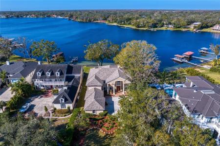 11710 N ARMENIA AVENUE