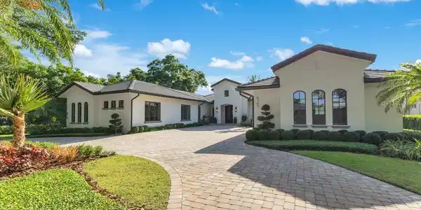 5157 LATROBE DRIVE