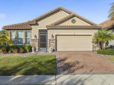 1816 CHADBURY LOOP