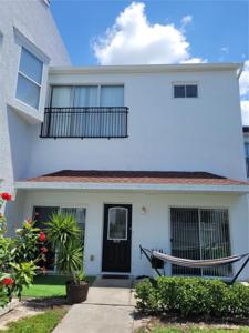 9519 ORANGE VALLEY COURT