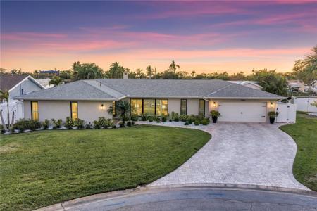 5166 HORSESHOE PLACE NE