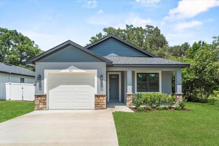 213 CORDOVA ROAD